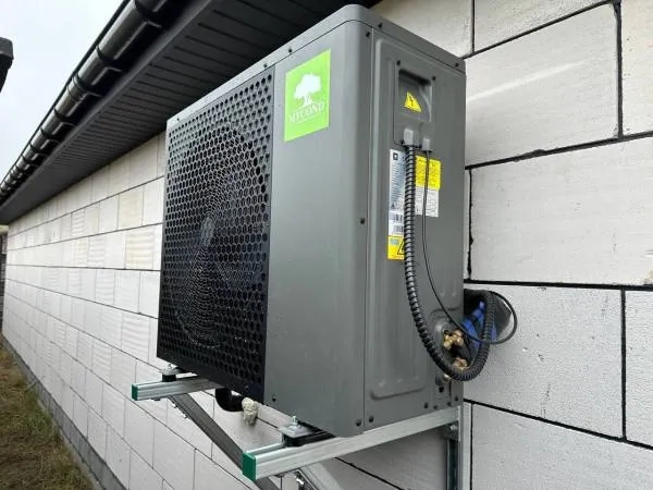 Detached villa with Mycond Split heat pumps BeeHeat series